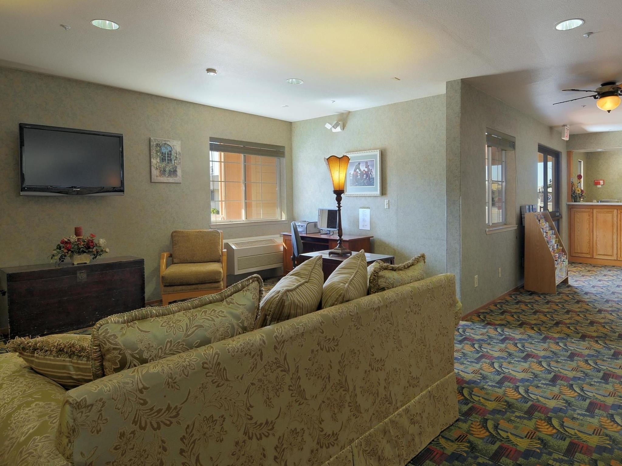 Howard Johnson By Wyndham Salinas Extérieur photo